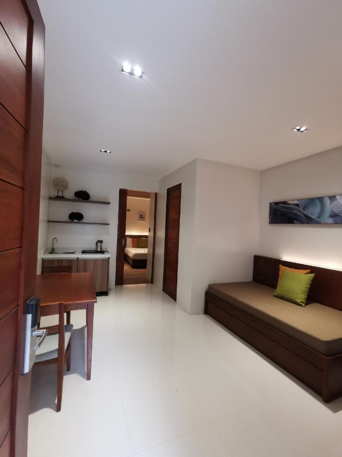 טגאיטאי Tagaytay Country Hotel מראה חיצוני תמונה