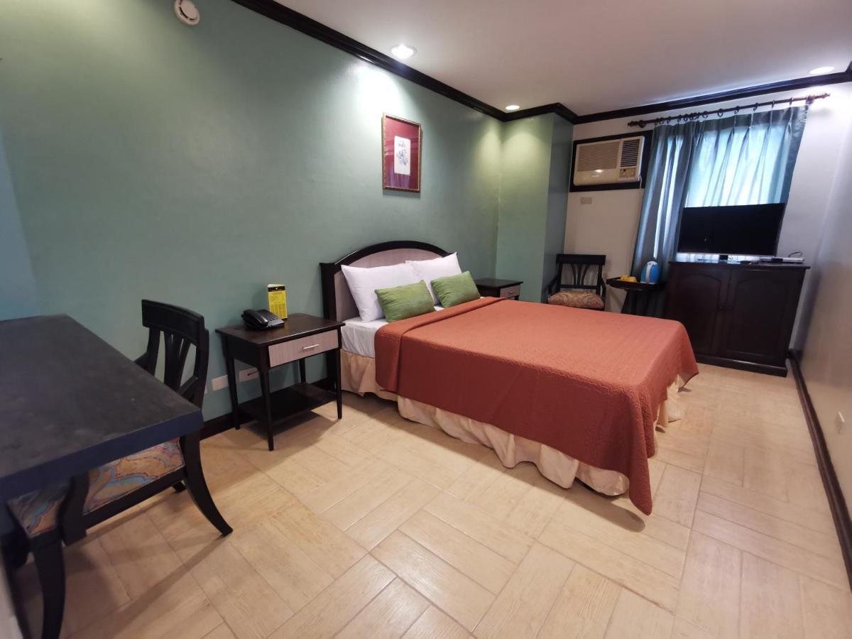 טגאיטאי Tagaytay Country Hotel מראה חיצוני תמונה
