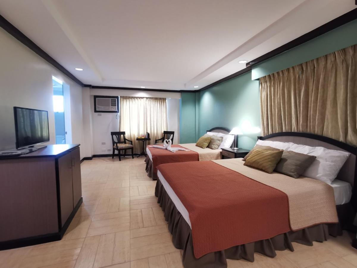 טגאיטאי Tagaytay Country Hotel מראה חיצוני תמונה