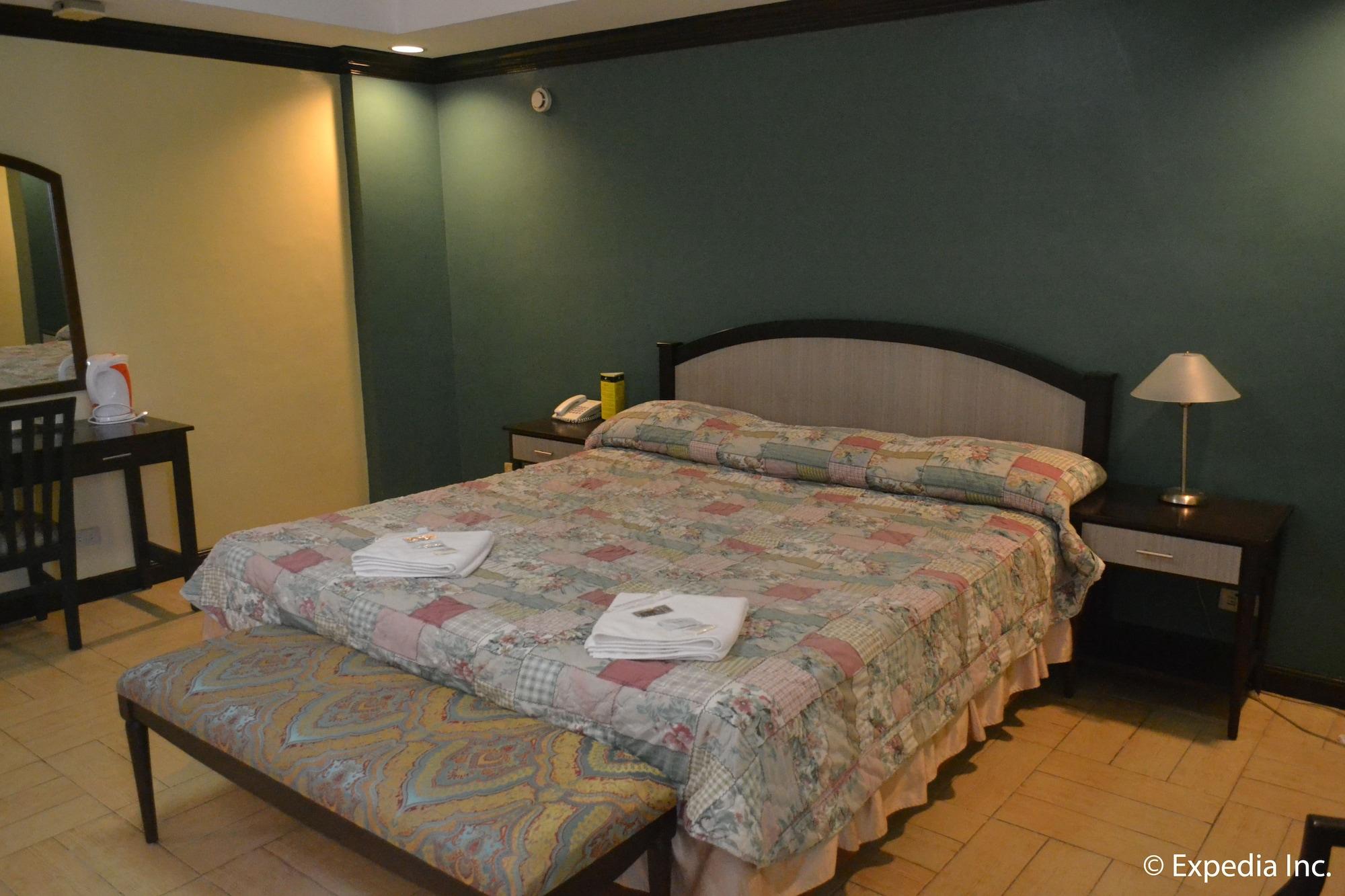 טגאיטאי Tagaytay Country Hotel מראה חיצוני תמונה