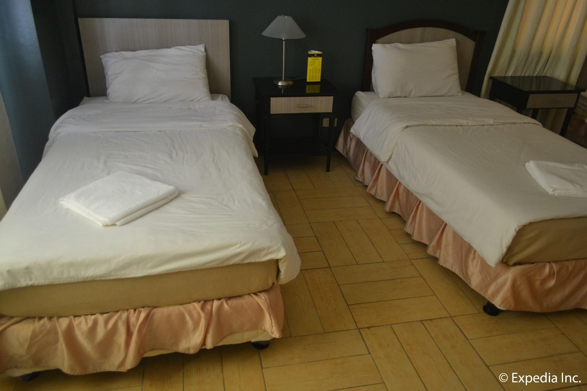טגאיטאי Tagaytay Country Hotel מראה חיצוני תמונה